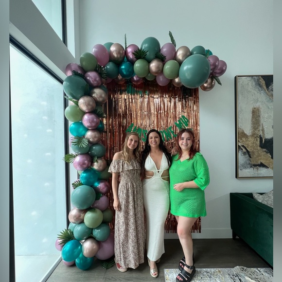 BABYBOO FASHION Arabella Maxi Dress in white. XL - Picture 4 of 4